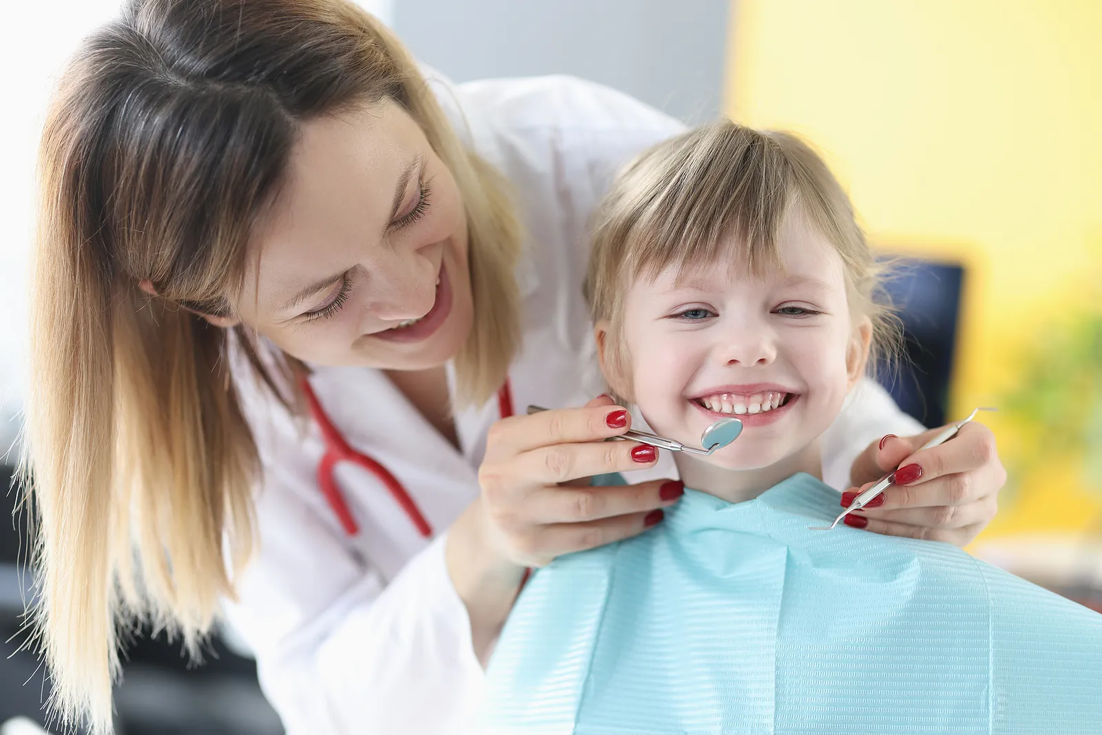 Why a Family Dentist in Lakeway Recommends Sealants for Kids